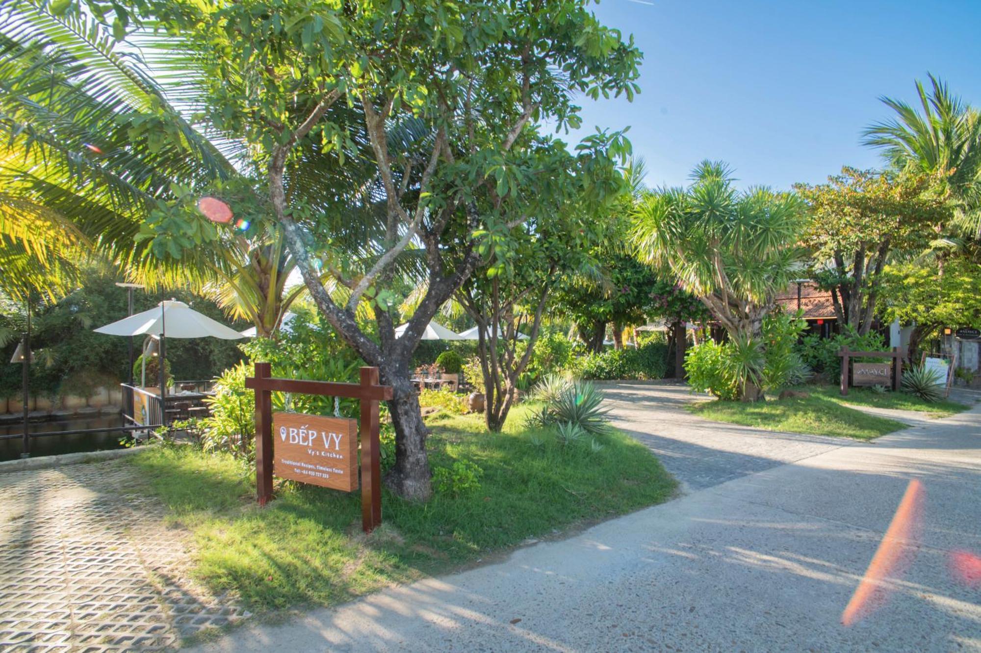 Mayci Boutique Hotel & Restaurant By Amber Hoi An Bagian luar foto