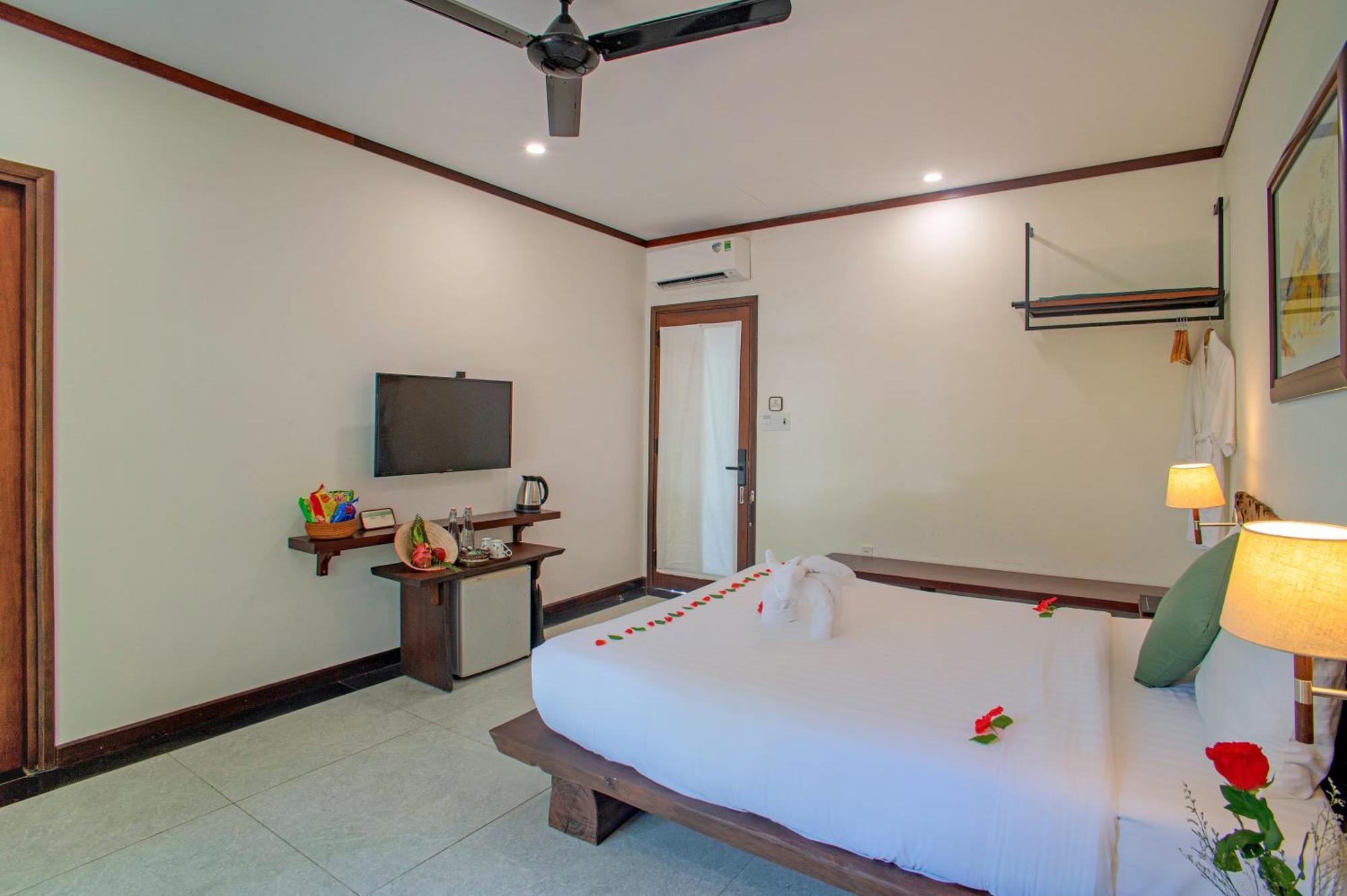 Mayci Boutique Hotel & Restaurant By Amber Hoi An Bagian luar foto